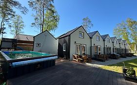 Domy nad morzem- Family Resort - Chata Pirata 2